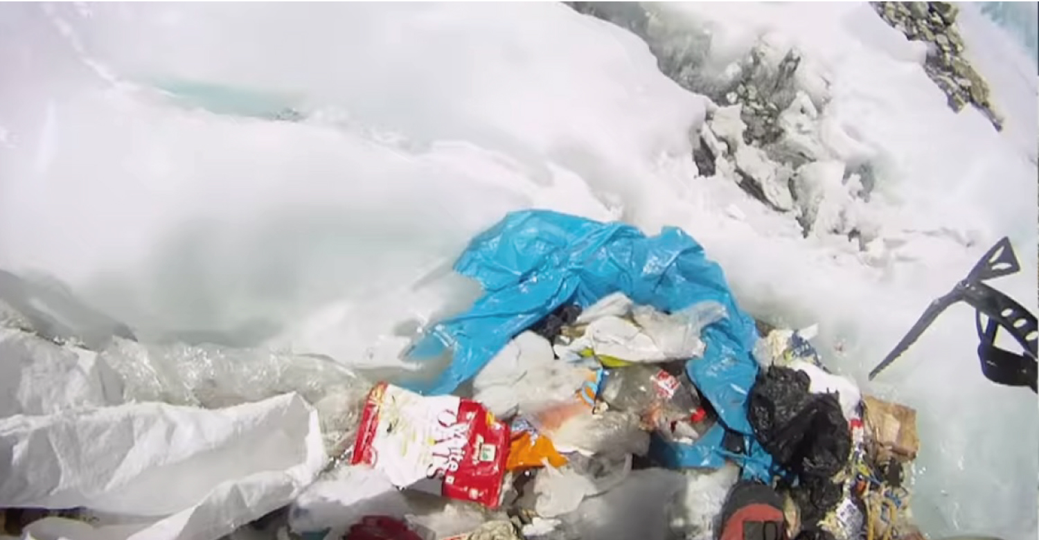 Picture of rubbish on Mount Everest